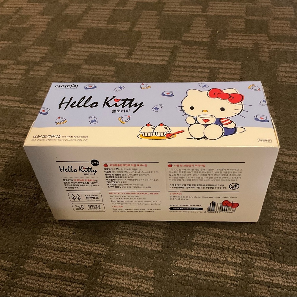NIB Hello Kitty Tissue Box - Picture 4 of 6
